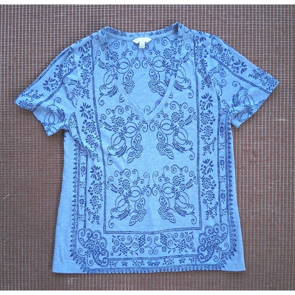 Lucky Brand Tee Women’s Small Blue Boho Tapestry Lightweight VNeck T-Shirt